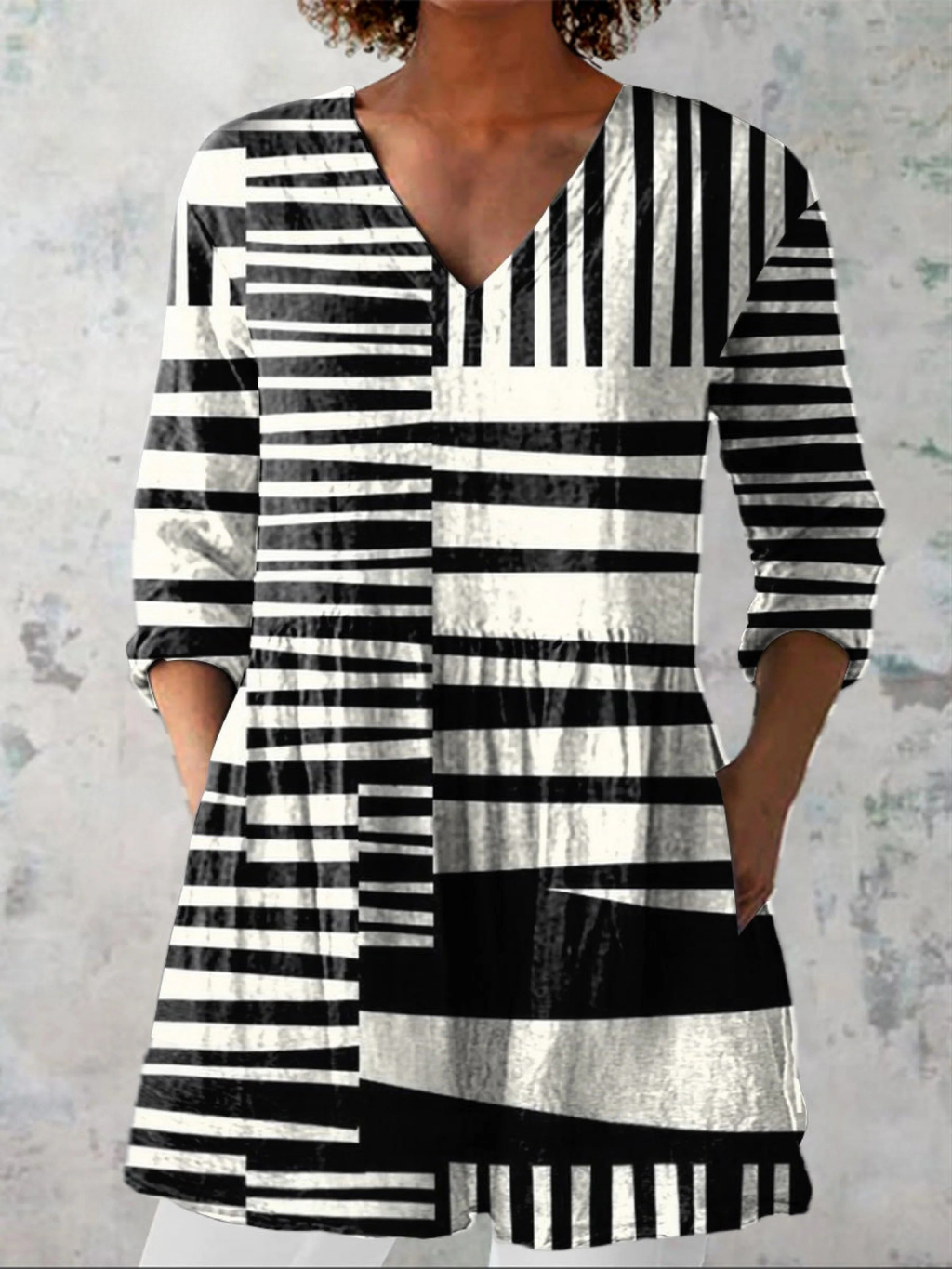 Lange Bluse mit ausdrucksstarkem Muster